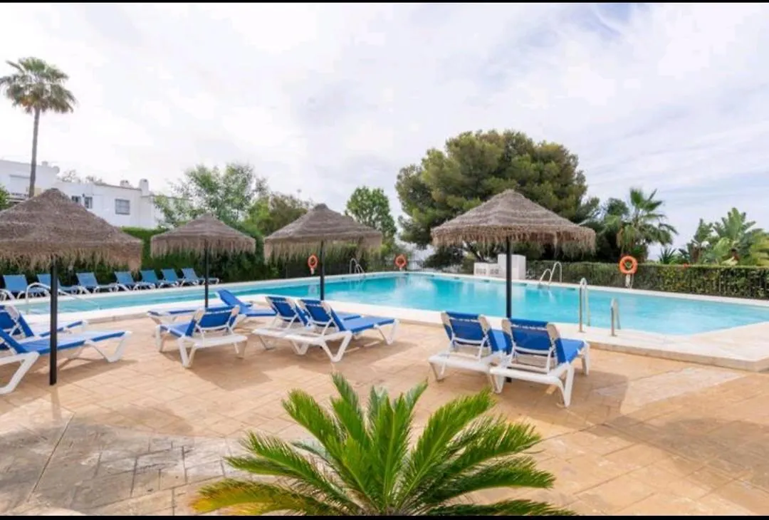 Casa Anyelo Daire Marbella